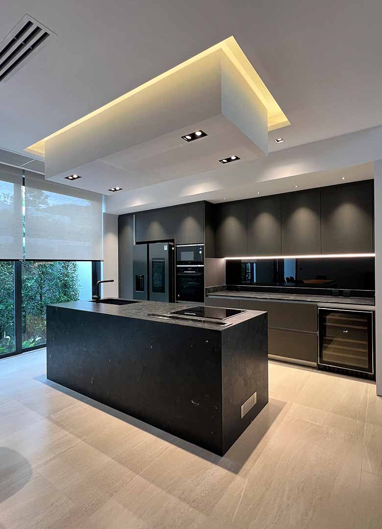 Black Kitchen Antolini marble | Elementi Interior Bangkok