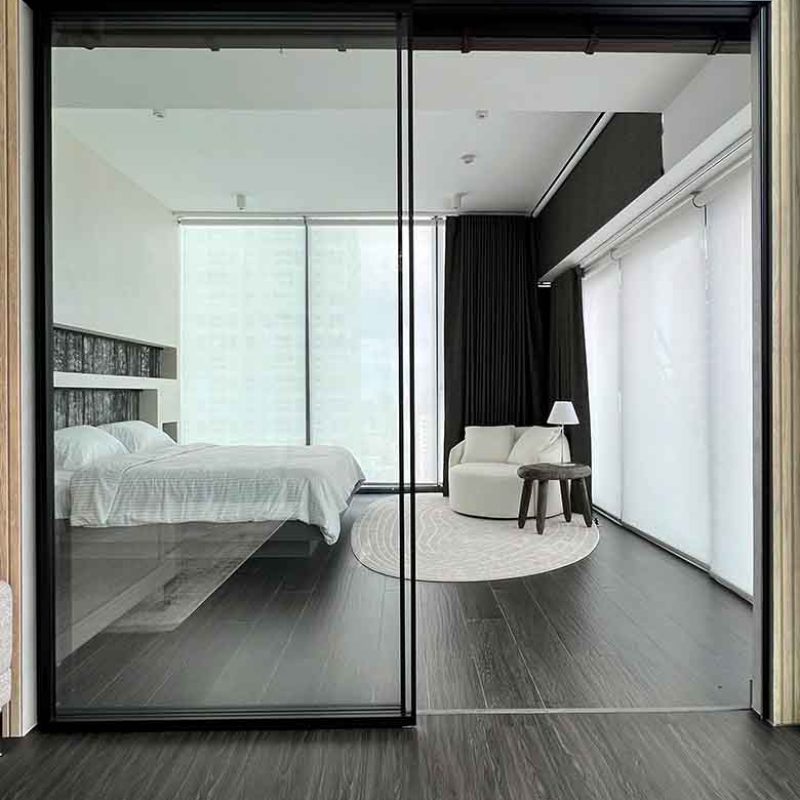 Sliding Doors | Tait Sathorn 12
